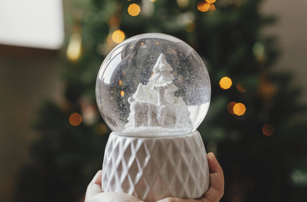 The Accidental Invention of Snow Globes