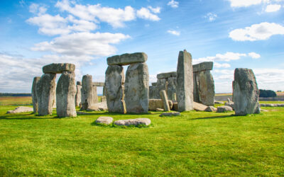 The Mysterious Origins of Stonehenge: A Monument of the Ages